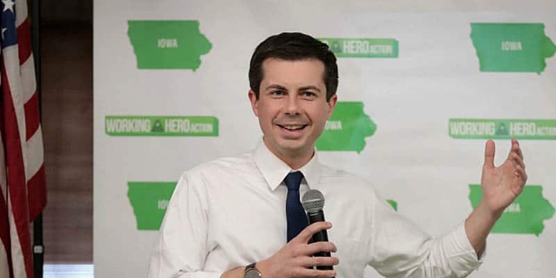 pete buttigieg iowa polls third odds